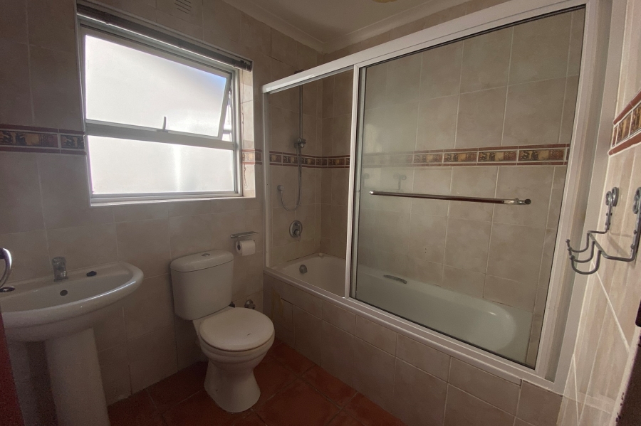 2 Bedroom Property for Sale in Ottery Western Cape